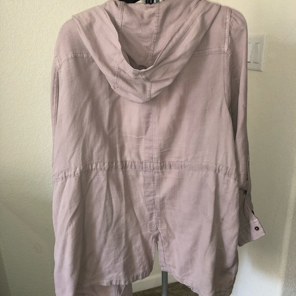 Jacket - Picture 13 of 13